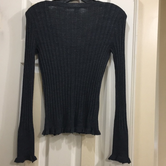 Tape Measure sweater - Picture 3 of 3